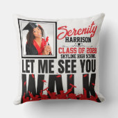 歩いて見せてくれ |赤と黒の卒業写真 クッション (裏面)