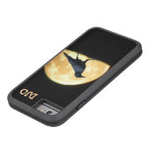 歩くのカラスおよびすごい満月 Case-Mate iPhoneケース (底)