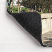 歩くブリッジのまわりにレイク鏡 マウスパッド (コーナー)