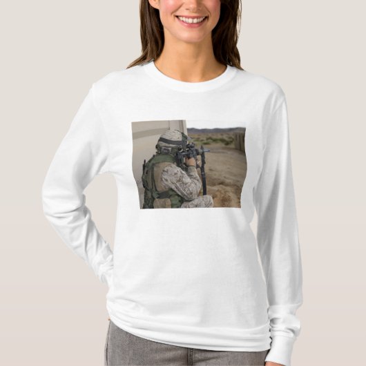 歩兵の斥候 Tシャツ (正面)