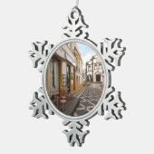 歩行者通り スノーフレークピューターオーナメント (右)