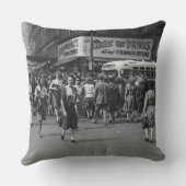 歩行者2 クッション (裏面)