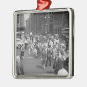 歩行者 メタルオーナメント (左)