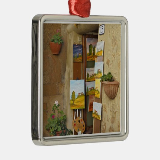 歩道で販売するアートワークを持つ小さな買い物 メタルオーナメント (右)