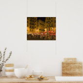 歩道のカフェに座る人々のグループ ポスター (キッチン)