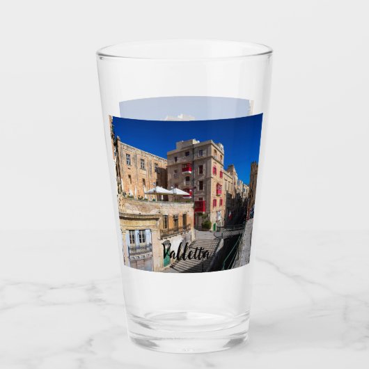 歩道橋、バレッタの階段と狭い通り タンブラーグラス (正面)