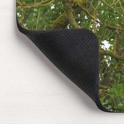 歪んだ木 マウスパッド (コーナー)