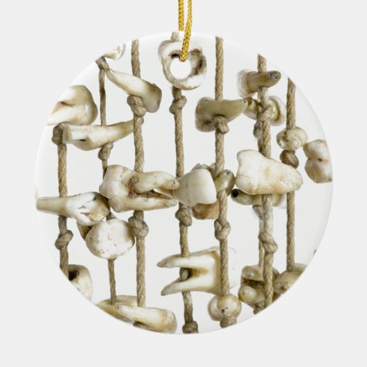 歯おもしろい歯歯科医院 セラミックオーナメント (正面)