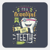 歯に美しい救日歯科ナース スクエアシール (正面)