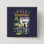 歯に美しい救日歯科ナース 缶バッジ (正面)