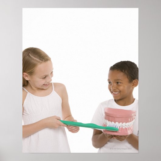 歯のモデルセットとサイズ超過の子供 ポスター (正面)