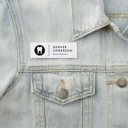 歯のロゴを入れモダンた歯科歯科医師 名札 (インサイチュ)