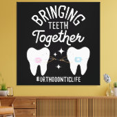 歯を合わせる – 歯科矯正医 キャンバスプリント (インサイチュ (リビング))