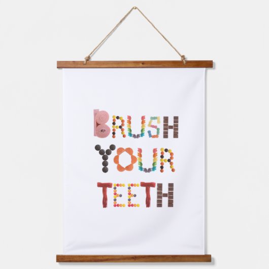 歯を磨く – キャンディフォント歯科の健康リマインド 吊り下げ型タペストリー (正面)