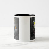 歯医者でのハロウィーンの夜 ツートーンマグカップ (中央)