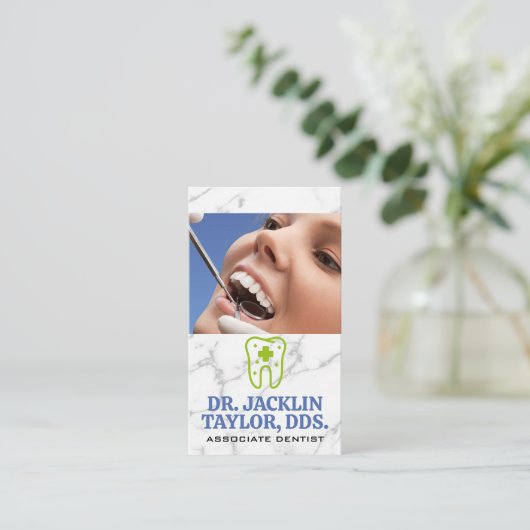 歯医者による歯検査 | Tooth Aidロゴ 名刺 (スタンド正面)