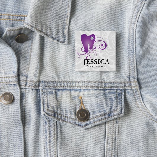 歯医者の名前タグダイヤモンド歯離れの紫色 缶バッジ (インサイチュ)