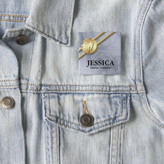 歯医者の名前タグ金ゴールド歯離れのグレー表示 缶バッジ (インサイチュ)