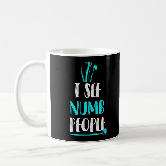 歯医者の歯科Numbの人々を見る コーヒーマグカップ (左)