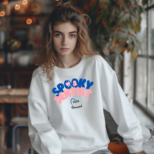 歯医者不気味名パーソナライズされたハロウィーンギフト スウェットシャツ