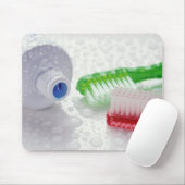 歯磨き粉と歯ブラシのクローズアップ マウスパッド (マウス)