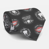 歯科おもしろい柄 – かわいい歯科衛生士 ネクタイ (ロール)