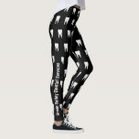 歯科カスタム白黒歯 レギンス<br><div class="desc">スタッフの衣服をオフィスの服装の一部として持っているか、またはプロモーションイベントのために持っているかどうか素晴らし、これは歯科医や歯科矯正医のビジネスに注意を引く方法である。あなたのビジネスの名前は膝の下の右足にある。これはパーソナライズする簡単だ連絡が私は助けもしが必要である。</div>