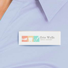 歯科助手の歯医者の名前タグ 名札