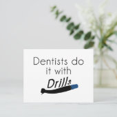 歯科医がドリルで行う ポストカード (スタンド正面)