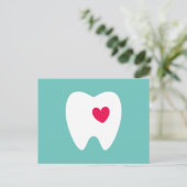 歯科医アポイントメントリマインダー歯とハートティール(緑がかった色) ポストカード (スタンド正面)