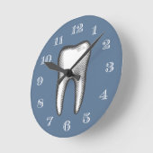 歯科医オフィスデンタルケア白歯埃の青 ラウンド壁時計 (傾斜)