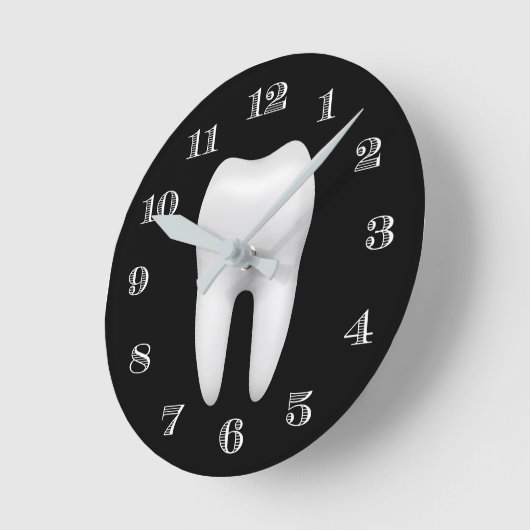 歯科医オフィスデンタルケア白歯無地ブラック ラウンド壁時計 (傾斜)