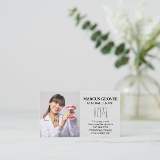 歯科医プロフェッショナル |歯科ツール 名刺 (スタンド正面)