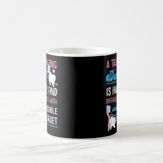 歯科医A本当に素晴らしい歯医者が~に懸命 コーヒーマグカップ (中央)