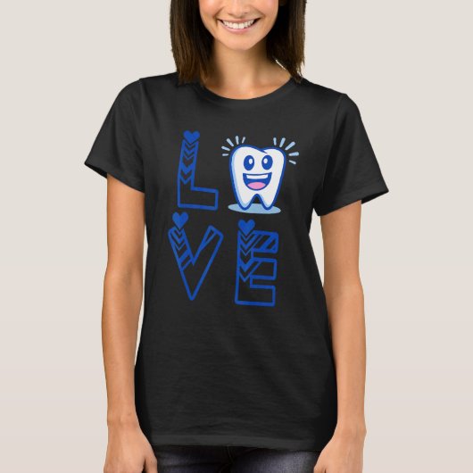 歯科衛生士またはスタッフがDentiを愛する場合 Tシャツ (正面)