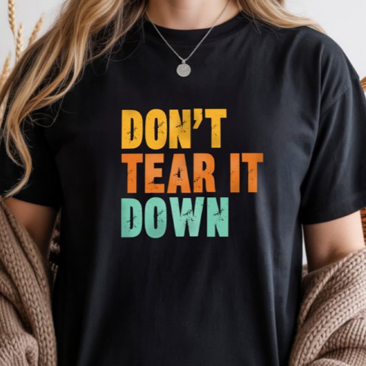 歴史保存、古い建物の擁護者 トライブレンドTシャツ