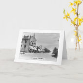 歴史的なクレアモント – 折り畳まれたグリーティングカード カード (黄色い花)