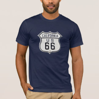 歴史的なハイウェーの交通標識 Tシャツ