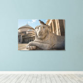 歴史的な教会の前の獅子像 キャンバスプリント (インサイチュ (ウッドフロア))