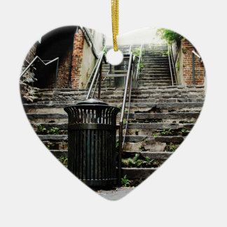 歴史的な繁華街のサバンナジョージア セラミックオーナメント