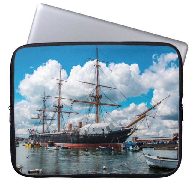 歴史的な装甲ビクトリアンフリゲートこうもり ラップトップスリーブ (正面)