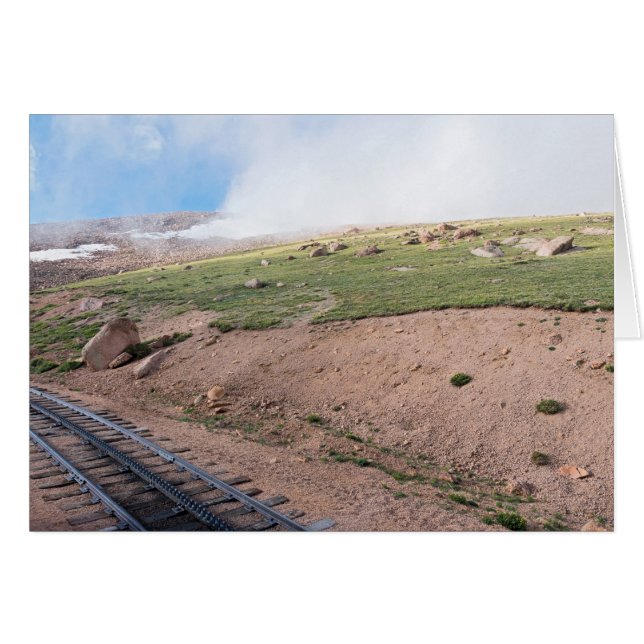 歴史的なCog鉄道沿いの風景 (正面横)