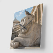 歴史的教会前の獅子像 スクエア壁時計 (傾斜)