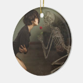 死と若い女性 セラミックオーナメント (左)