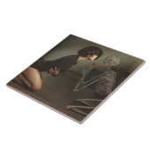 死と若い女性 タイル (側面)