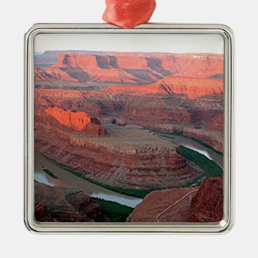 死に馬ポイント州立公園、ユタ、米国3の日の出 メタルオーナメント (正面)