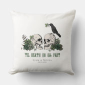 死ぬまでゴシックなセントパトリックデーの花のドクロ クッション (正面)