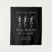 死ぬまでパーティしよう！ ブライズメイドの週末 タペストリー (正面)