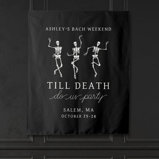 死ぬまでパーティしよう！ ブライズメイドの週末 タペストリー