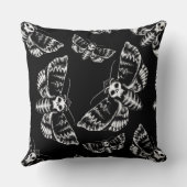 死のヘッドHawkmothゴシック クッション (裏面)